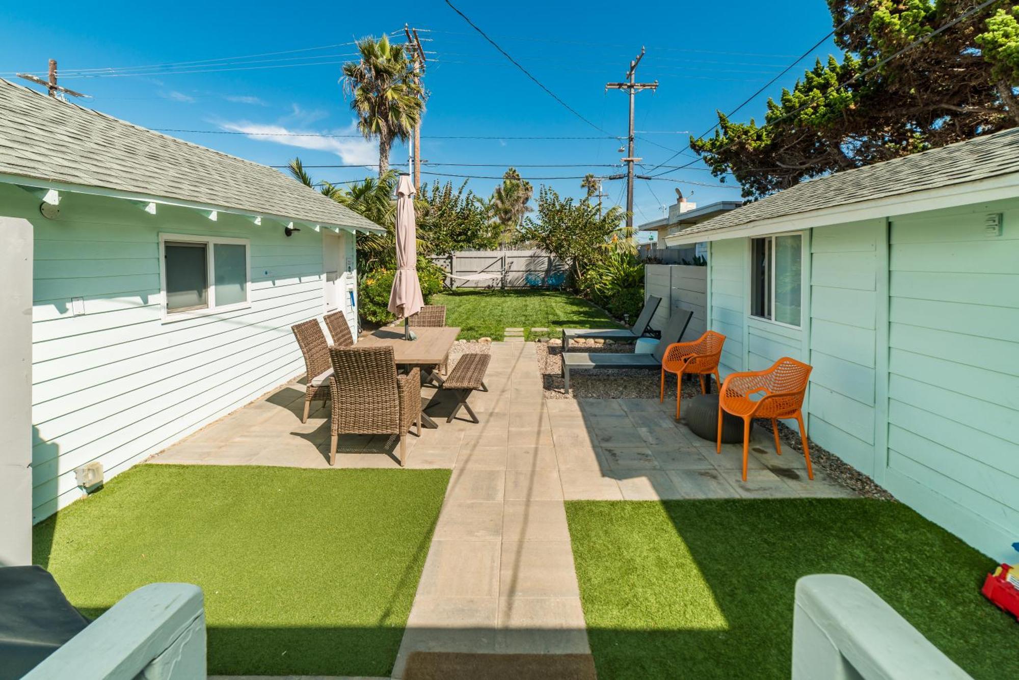 Pacific Bungalow In Oceanside With Backyard & Tiny House מראה חיצוני תמונה