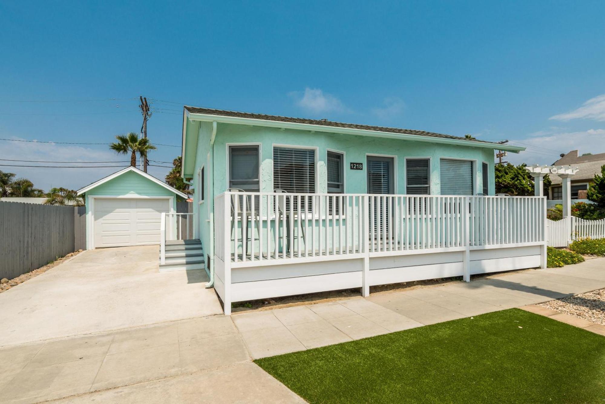 Pacific Bungalow In Oceanside With Backyard & Tiny House מראה חיצוני תמונה