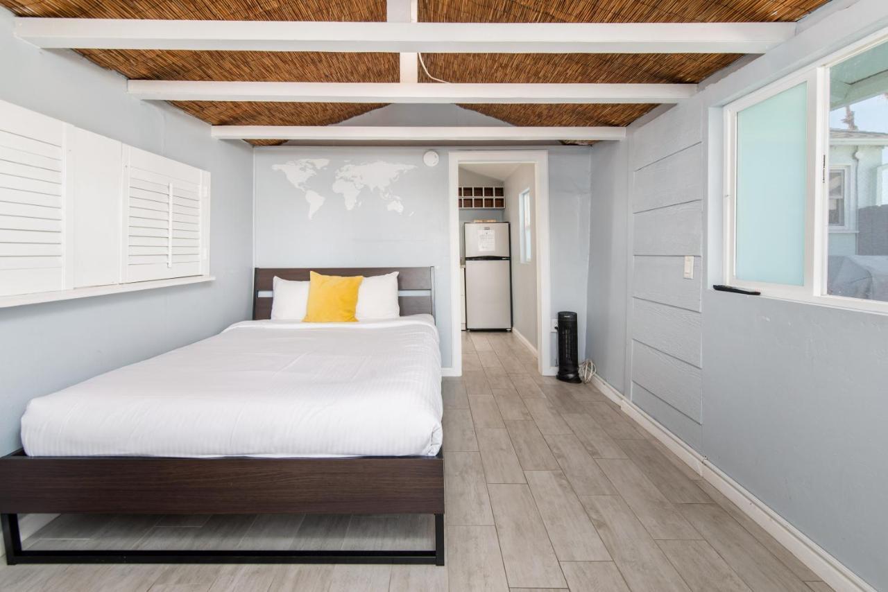 Pacific Bungalow In Oceanside With Backyard & Tiny House מראה חיצוני תמונה