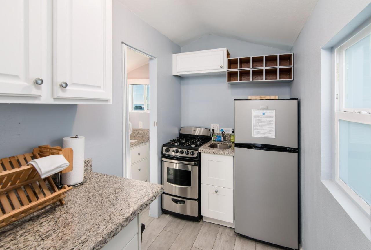 Pacific Bungalow In Oceanside With Backyard & Tiny House מראה חיצוני תמונה
